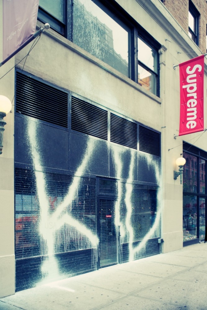 Angry Hypebeast Vandalizes Supreme NYC