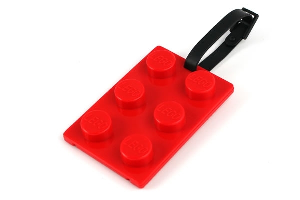 Things We’re Diggin’: Lego Luggage tags
